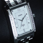 Kép betöltése a Galériamegjelenítőbe, Luxury watch (240.10d.012.10): watch face angled view left