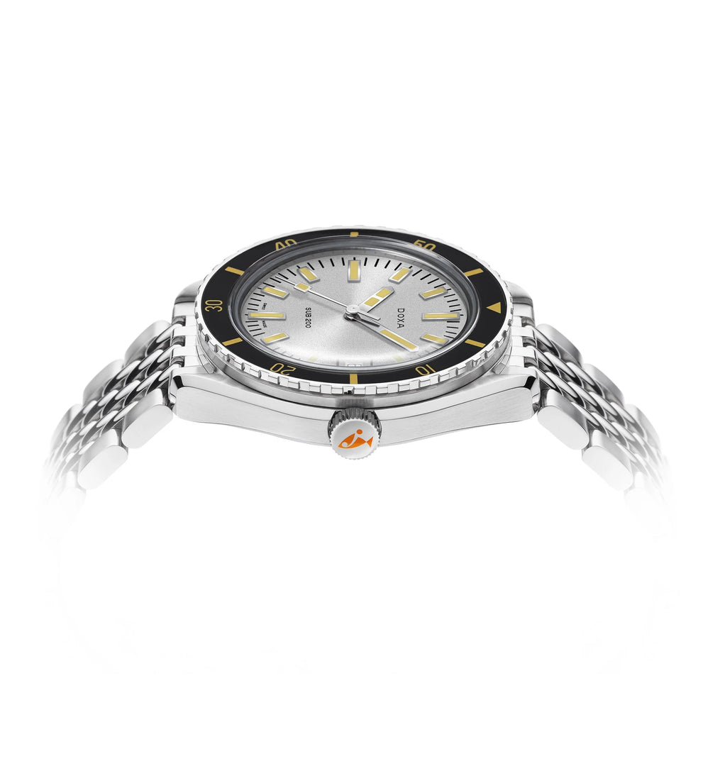 DOXA SUB 799.10.021.10 SUB 200 Karóra – Image 3