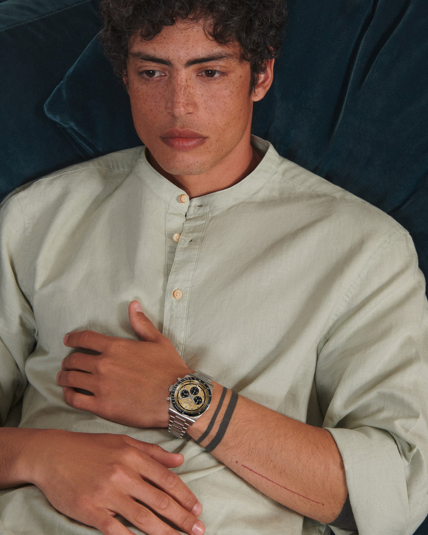 LONGINES L38354326 Conquest Chronograph Karóra