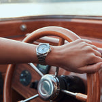 Kép betöltése a Galériamegjelenítőbe, LONGINES L34304926 Conquest Karóra