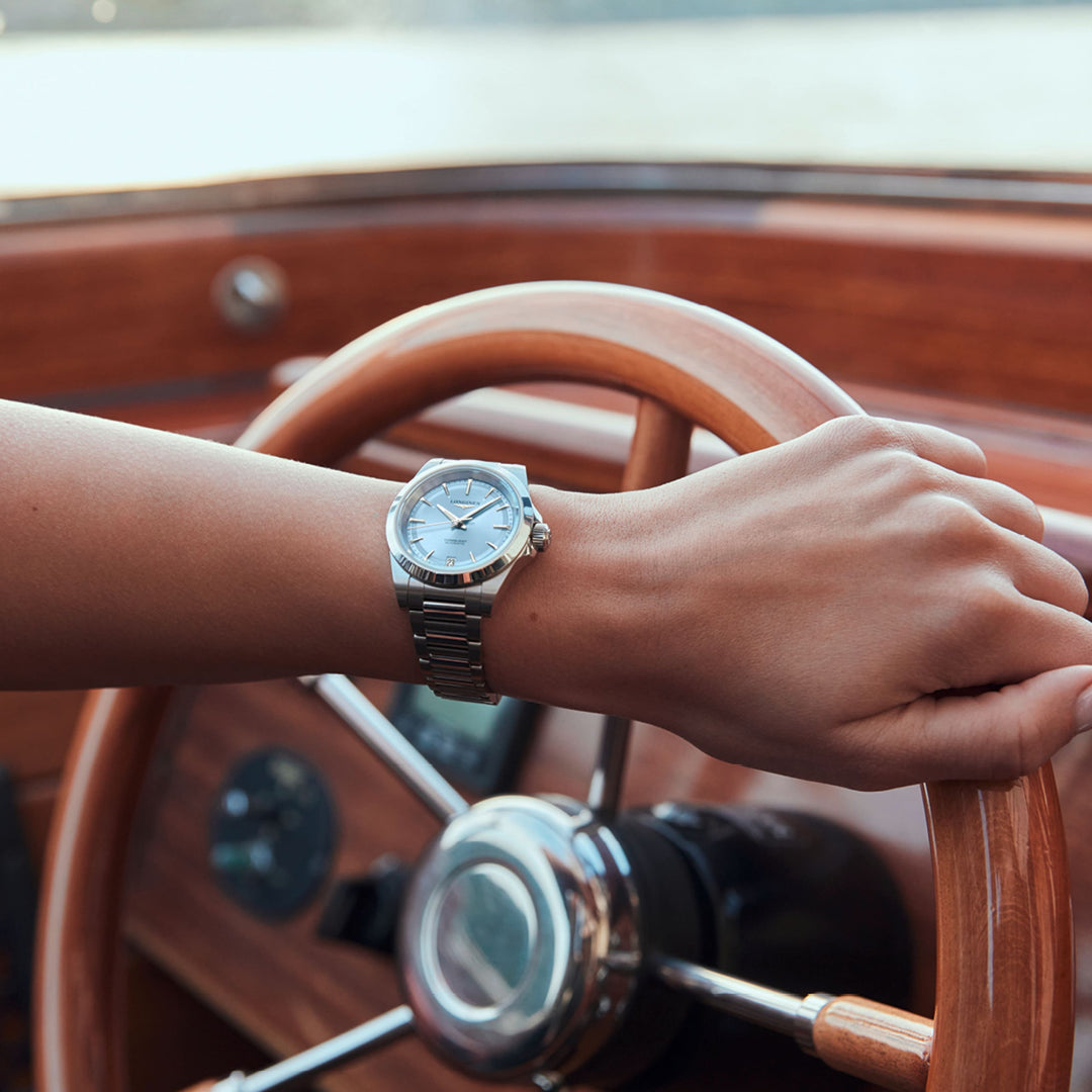 LONGINES L34304926 Conquest Karóra