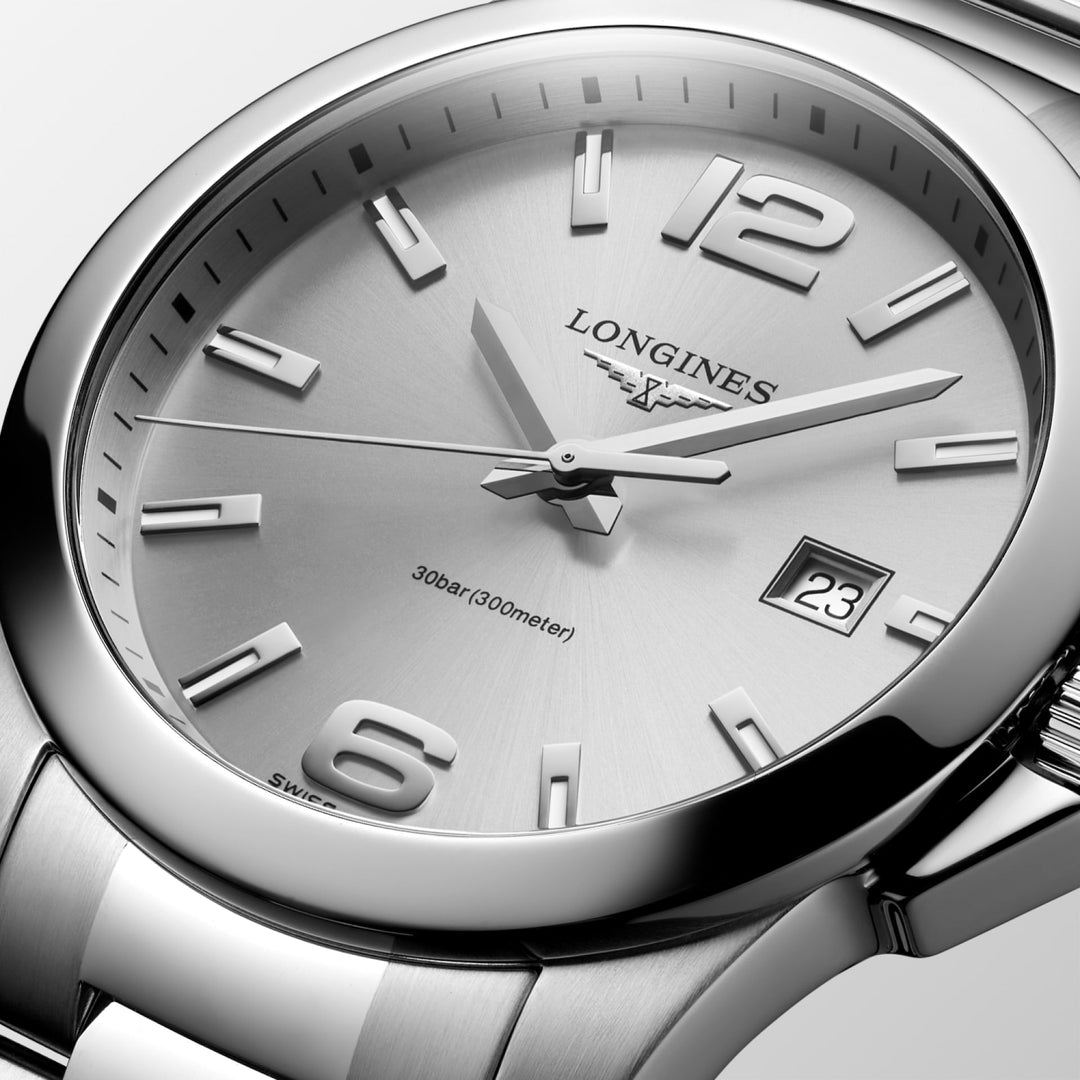 LONGINES L37594766 Conquest Karóra