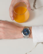 Kép betöltése a Galériamegjelenítőbe, LONGINES L37594966 Conquest Karóra