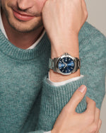 Kép betöltése a Galériamegjelenítőbe, LONGINES L37604966 Conquest Karóra