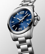 Kép betöltése a Galériamegjelenítőbe, LONGINES L37604966 Conquest Karóra