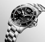 Kép betöltése a Galériamegjelenítőbe, LONGINES L38404566 HydroConquest Karóra