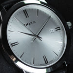 Kép betöltése a Galériamegjelenítőbe, Luxury watch (106.10.021.01): watch face angled view left
