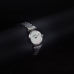 Kép betöltése a Galériamegjelenítőbe, Luxury watch (111.15.058.10): watch face angled view left zoomed out
