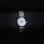 Kép betöltése a Galériamegjelenítőbe, Luxury watch (111.15.058.10): watch face zoomed out
