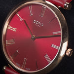 Kép betöltése a Galériamegjelenítőbe, Luxury watch (112.90.164.05): watch face angled view right
