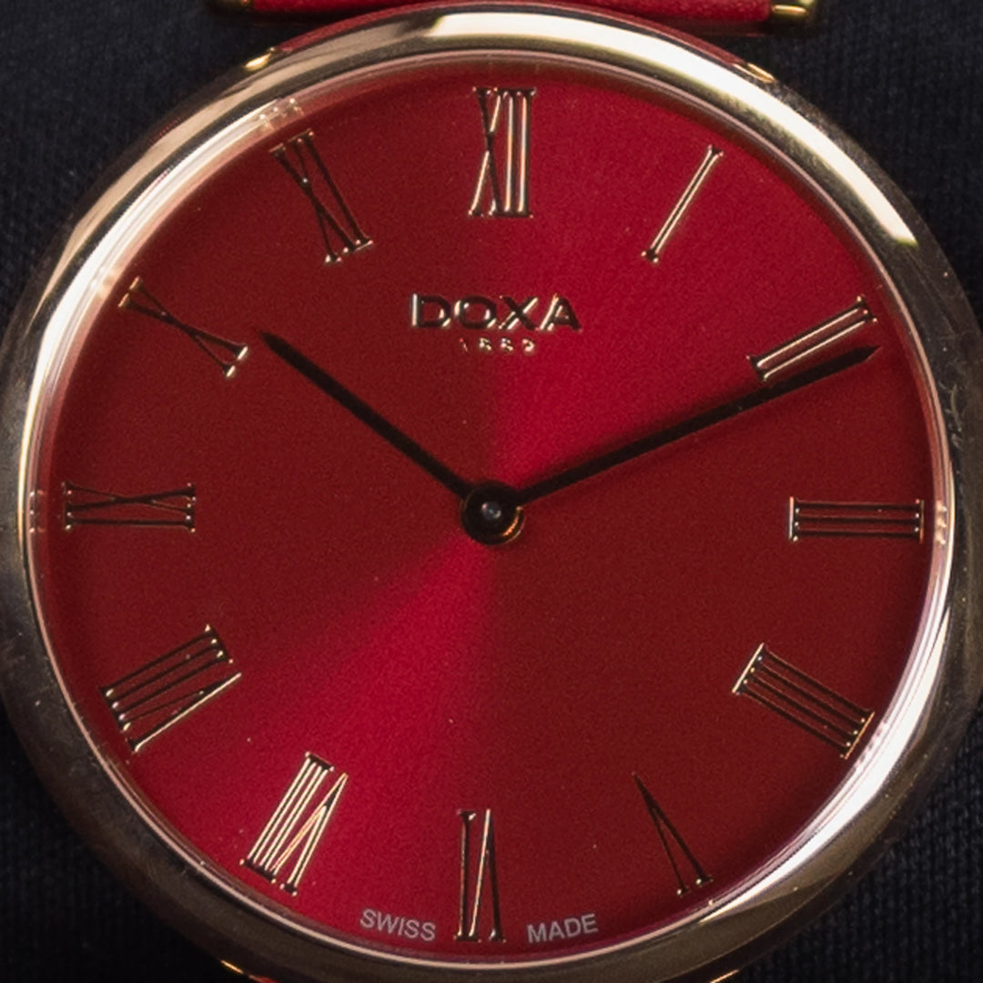 Luxury watch (112.90.164.05): watch face