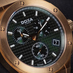 Load image into Gallery viewer, Luxury watch (166.90.131.17): watch face angled view left
