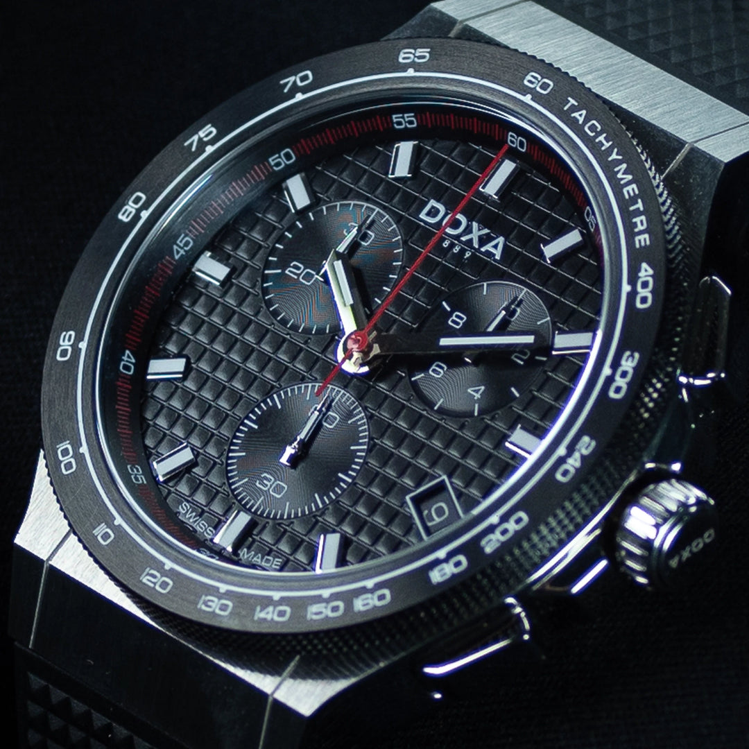 Luxury watch (167.10.101.20): watch face angled view right