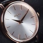 Load image into Gallery viewer, Luxury watch (173.95.021.01): watch face angled view left
