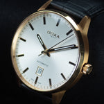 Load image into Gallery viewer, Luxury watch (195.90.011.01): watch face angled view right
