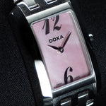 Kép betöltése a Galériamegjelenítőbe, Luxury watch (247.15.395.10): watch face angled view left
