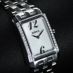 Kép betöltése a Galériamegjelenítőbe, Luxury watch (247.15D.055.10): watch face angled view left
