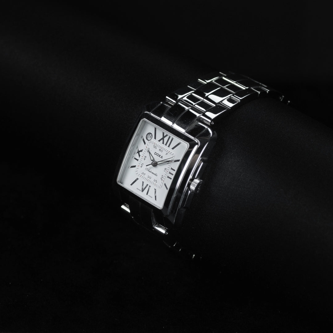 Luxury watch (251.10.012.10): watch face angled view right zoomed out