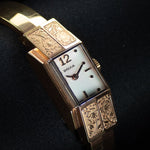 Kép betöltése a Galériamegjelenítőbe, Luxury watch (420.95.053.17S): watch face angled view left
