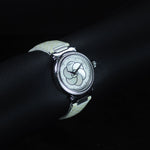 Kép betöltése a Galériamegjelenítőbe, Luxury watch (462.15D.051.07): watch face angled view left zoomed out
