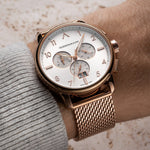 Load image into Gallery viewer, CORNAVIN CO.BD.07.B Big Date Watch
