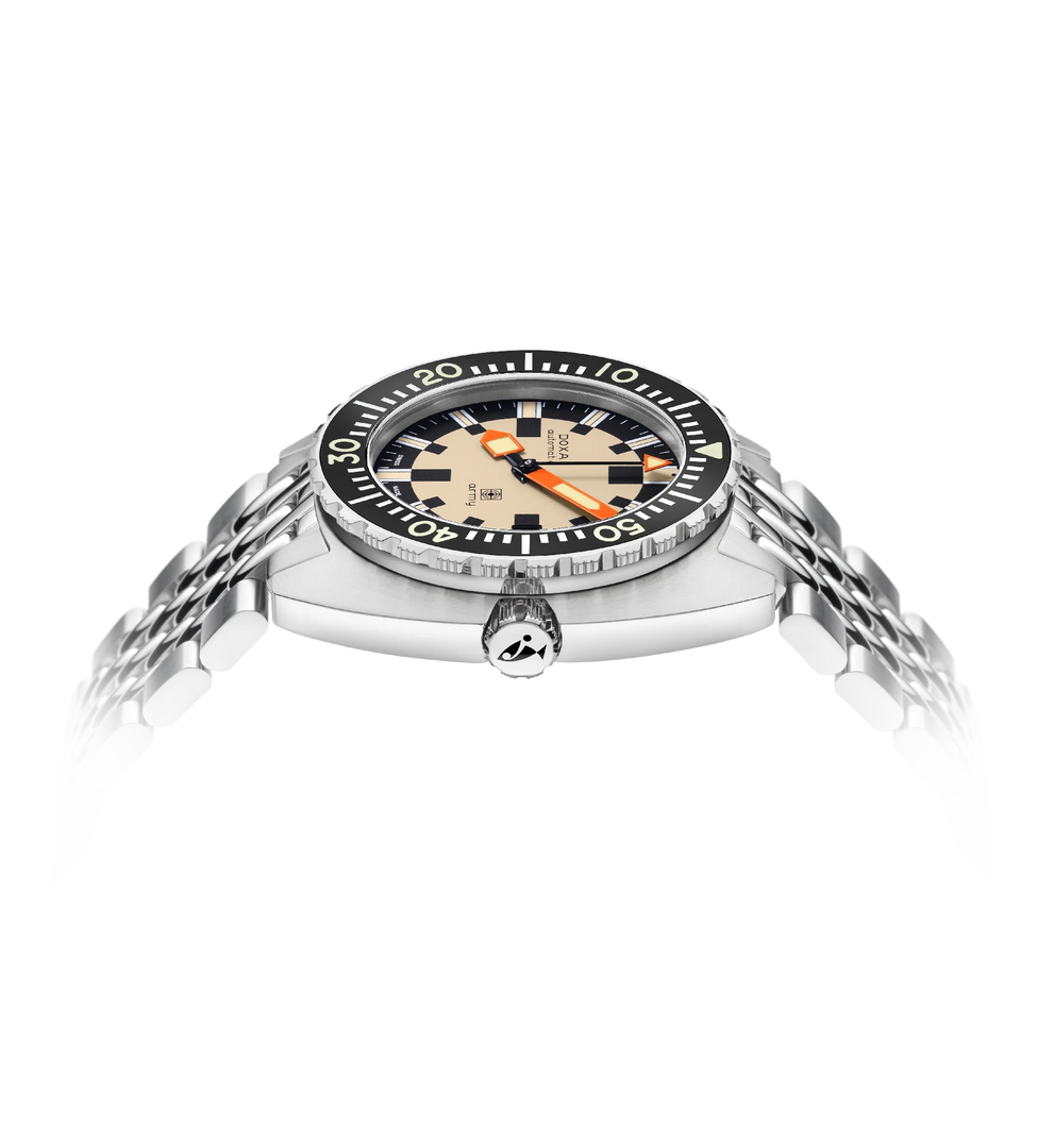 DOXA SUB 785.10.031.10 Army Karóra – Image 3
