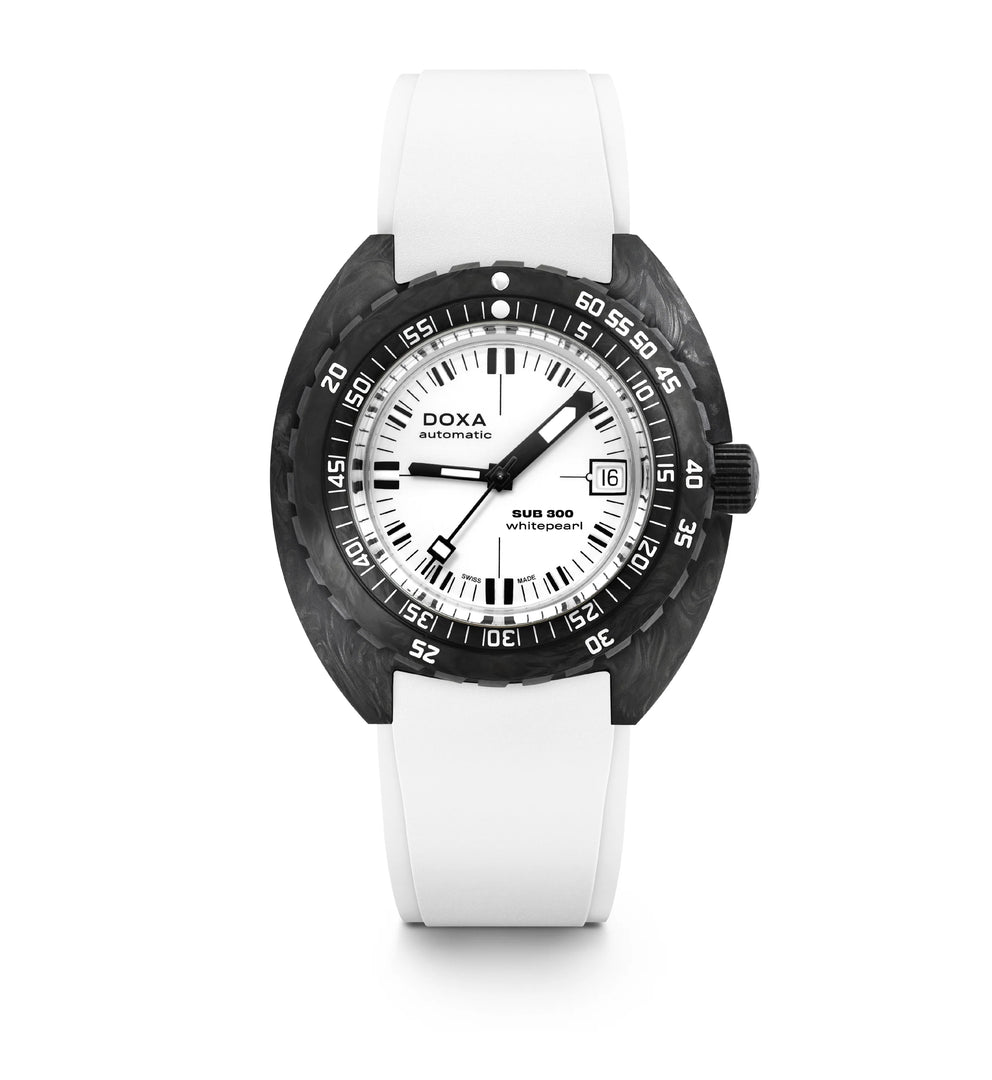 DOXA SUB 822.70.011.23 SUB 300 CARBON Karóra – Image 1