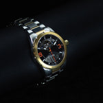Kép betöltése a Galériamegjelenítőbe, Luxury watch (D109TOW): watch face angled view left zoomed out
