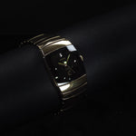Kép betöltése a Galériamegjelenítőbe, Luxury watch (R13841712): watch face angled view left zoomed out
