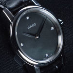 Kép betöltése a Galériamegjelenítőbe, Luxury watch (R22890965): watch face angled view left
