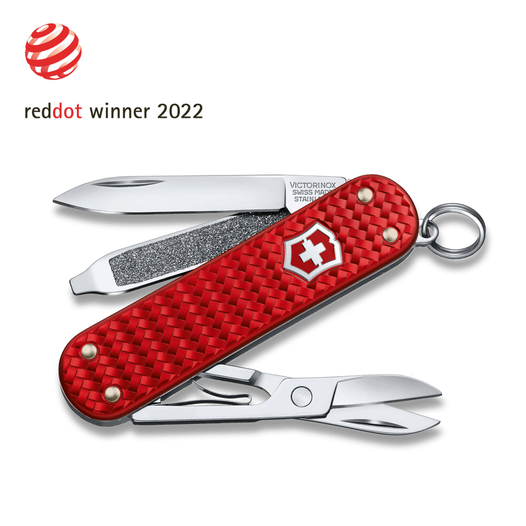 VICTORINOX 0.6221.401G Classic SD Precious Alox Knife