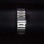 Kép betöltése a Galériamegjelenítőbe, Luxury watch (YA100505): watch bracelet zoomed out
