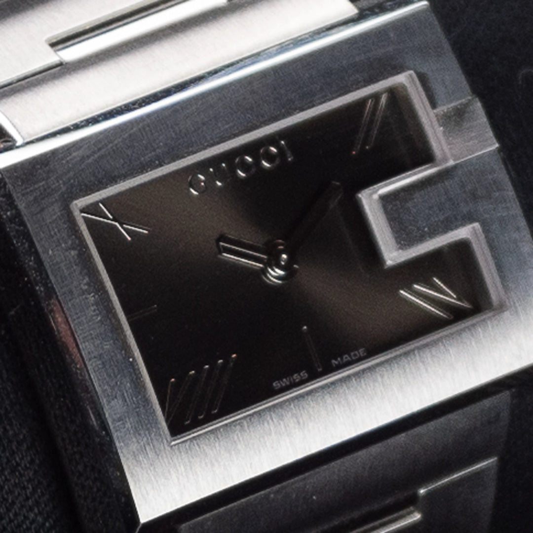Luxury watch (YA100505): watch face angled view left