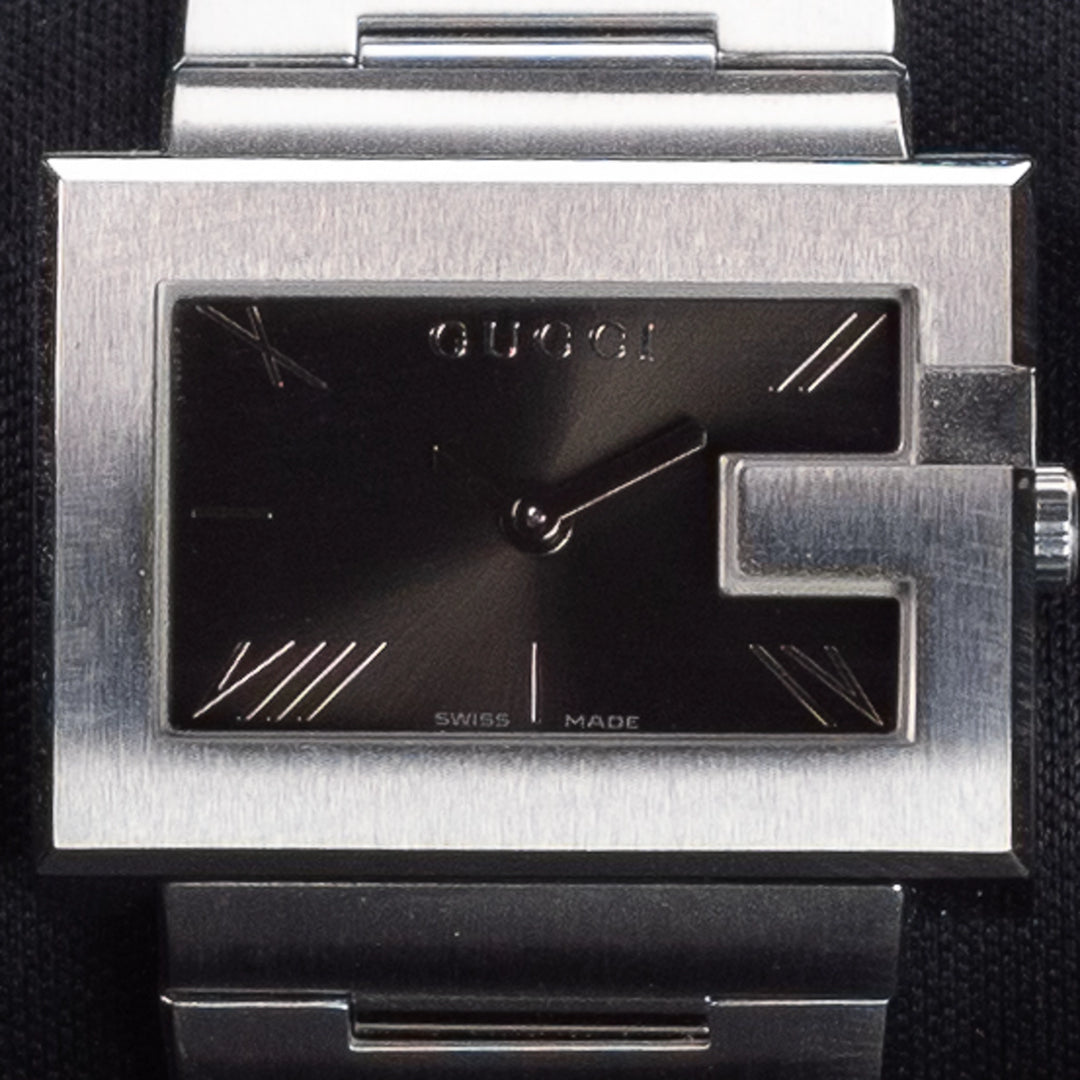 Luxury watch (YA100505): watch face