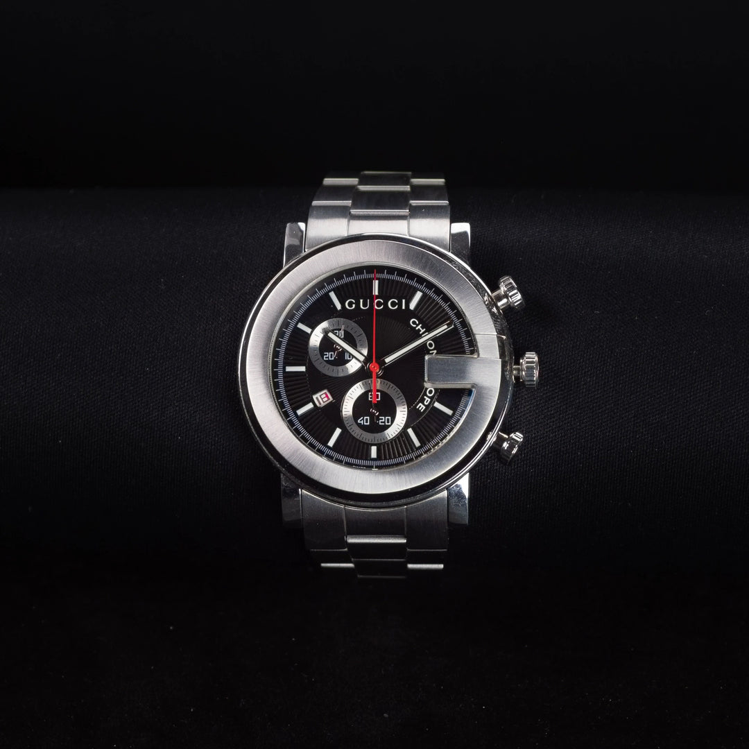 Luxury watch (YA101309): watch face zoomed out