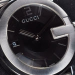 Kép betöltése a Galériamegjelenítőbe, Luxury watch (YA101405): watch face angled view left
