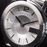 Kép betöltése a Galériamegjelenítőbe, Luxury watch (YA101406): watch face angled view right

