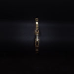 Kép betöltése a Galériamegjelenítőbe, Luxury watch (YA102575): watch bracelet zoomed out
