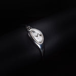 Kép betöltése a Galériamegjelenítőbe, Luxury watch (YA103528): watch face angled view left zoomed out
