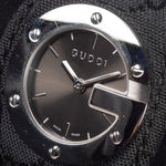 Kép betöltése a Galériamegjelenítőbe, Luxury watch (YA104504): watch face angled view right
