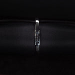 Kép betöltése a Galériamegjelenítőbe, Luxury watch (YA105534): watch bracelet zoomed out
