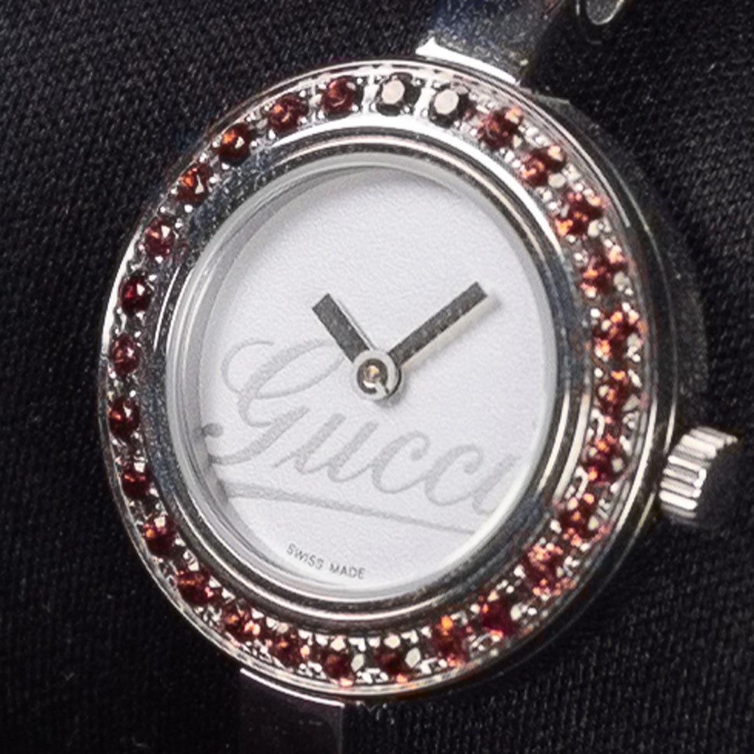 Luxury watch (YA105534): watch face angled view right