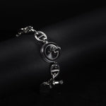 Kép betöltése a Galériamegjelenítőbe, Luxury watch (YA107503): watch face angled view left zoomed out
