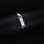 Kép betöltése a Galériamegjelenítőbe, Luxury watch (YA109503): watch face angled view left zoomed out
