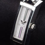 Kép betöltése a Galériamegjelenítőbe, Luxury watch (YA110501): watch face angled view right
