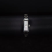 Luxury watch (YA110501): watch face zoomed out