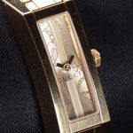 Kép betöltése a Galériamegjelenítőbe, Luxury watch (YA110503): watch face angled view left
