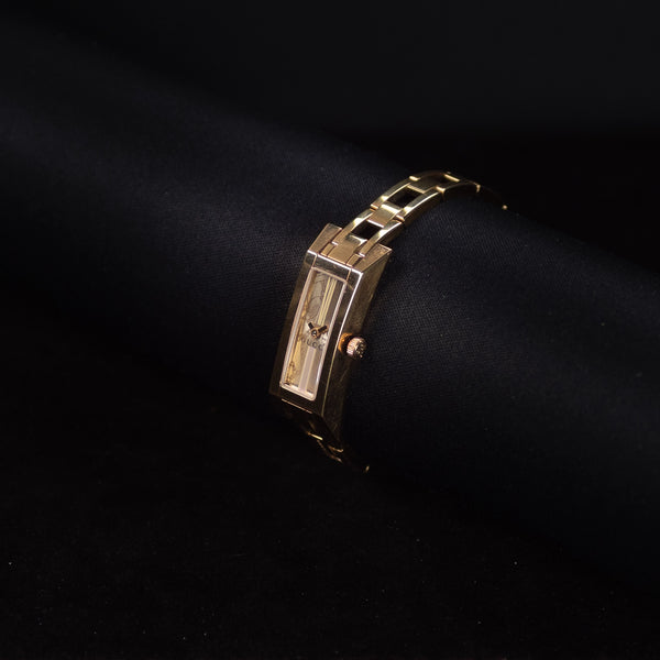 Luxury watch (YA110503): watch face angled view right zoomed out