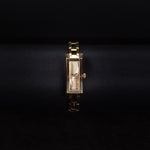 Kép betöltése a Galériamegjelenítőbe, Luxury watch (YA110503): watch face zoomed out
