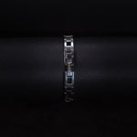 Kép betöltése a Galériamegjelenítőbe, Luxury watch (YA110506): watch bracelet zoomed out
